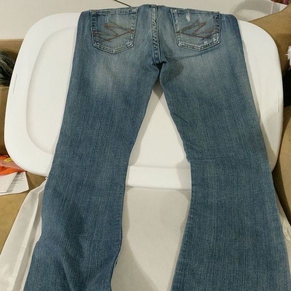 BKE Denim Raw Hem Boot Cut Medium Wash Star 20 Stretch Jeans - size 28 - Picture 5 of 8